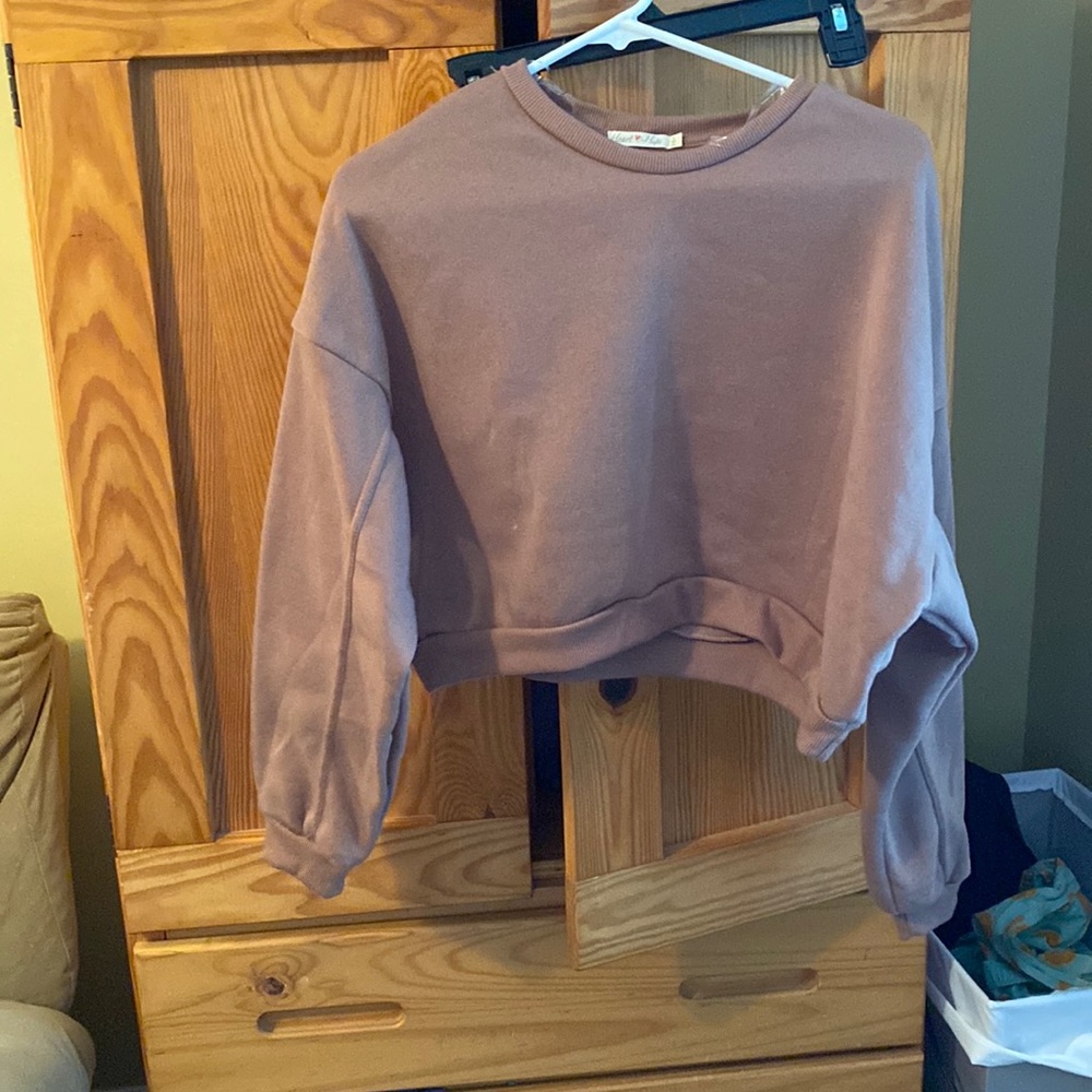Fashion Nova Cropped Hoodie- L